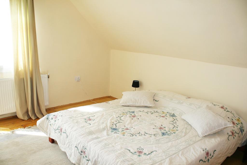 Casa Fortyogo Tîrgu Secuiesc Chambre photo